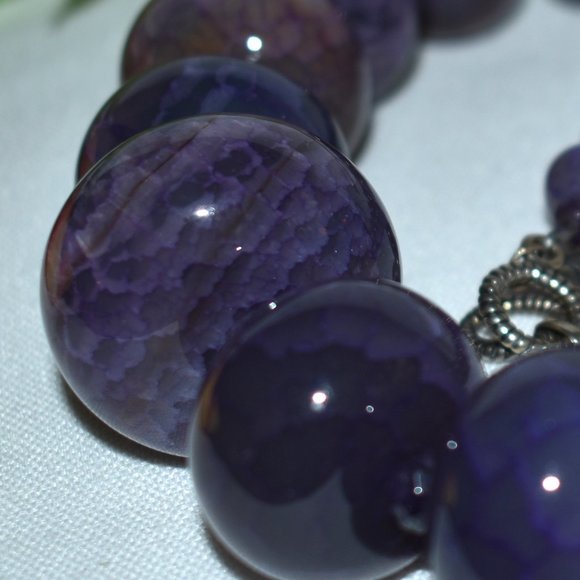Amy Kahn Russell Purple Agate Bead Necklace - Picture 7 of 7